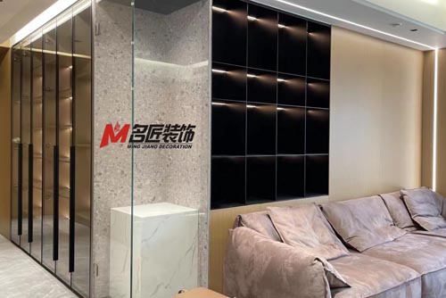 柳州市和興園現(xiàn)代簡(jiǎn)約風(fēng)格三居室裝修案例